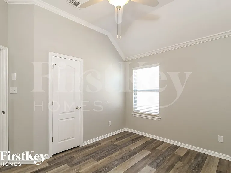 15024 Spruce St — Photo 11