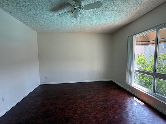4th image of 532 E Verdugo Ave APT M