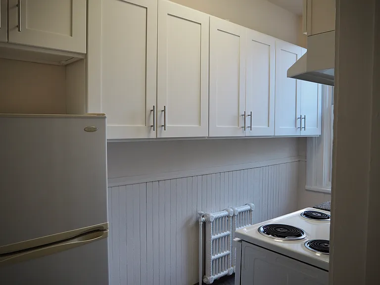 3318 Arch St #2 — Photo 4