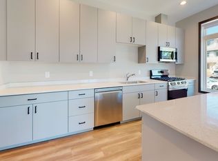 1014 4th St SE, Minneapolis, MN 55414
