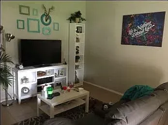 2 bed, 840 sqft, $1,295 — Photo 2