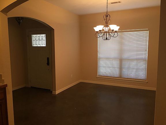 5th image of 3100 Eagle Dr