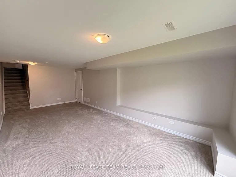 343 Grackle St N — Photo 33