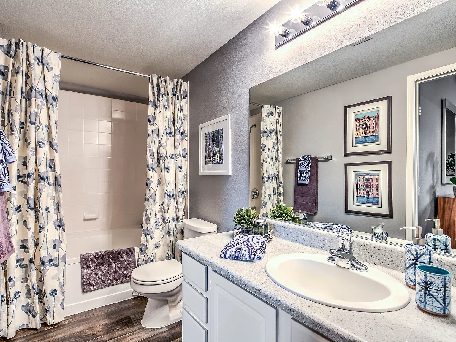 Copper Creek Apartments — Photo 4