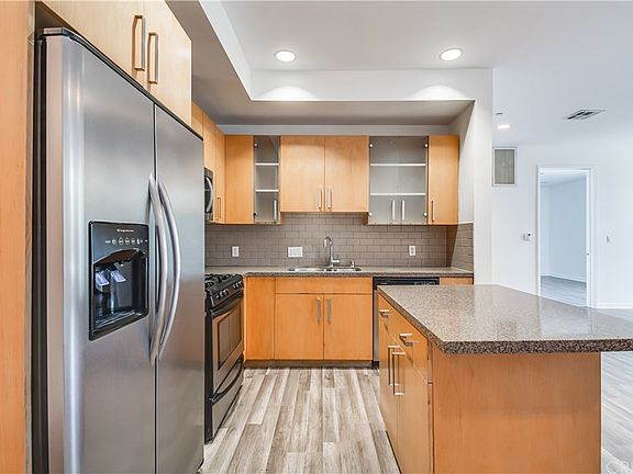 5th image of 5605 Gentry Ave APT 104