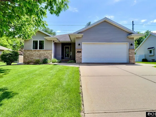 1401 Watson St, Fremont, NE 68025