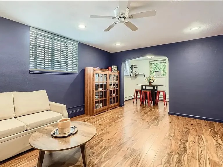 2233 Kearney St #19 — Photo 9