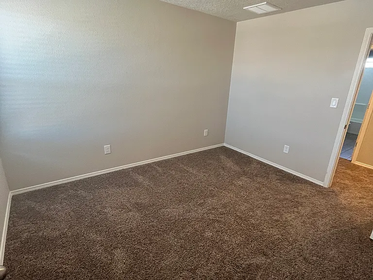 4489 Skyline Loop NE — Photo 7