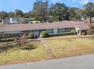 1021 Cloverdale Cir, Talladega, AL 35160