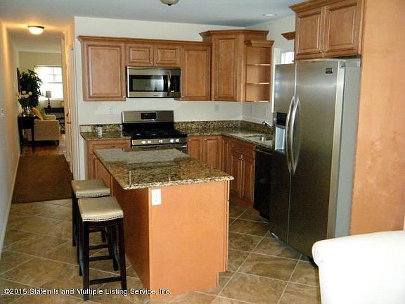 3rd image of 200 Dubois Ave #C