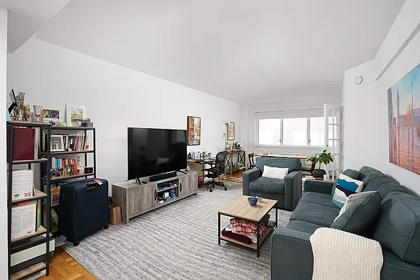 Rented by Shany Landmarks LLC | media 7