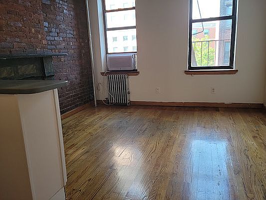 1st image of 7 Saint Marks Pl APT 16