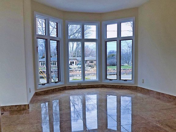 5th image of 1823 Windside Dr