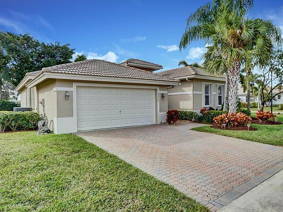 3rd image of 8978 Via Tuscany Dr