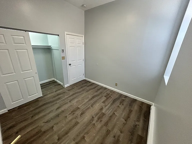285 Essex St #3C — Photo 12