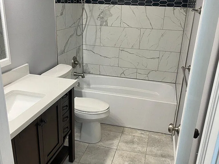 1325 E Wyndham Cir #103 — Photo 5