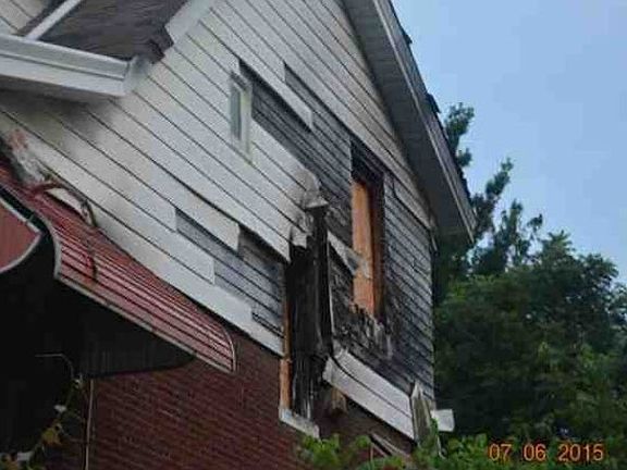 2nd image of 2109 Cathedral Ave