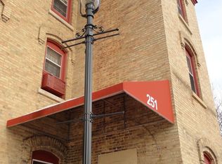 251 E Main St APT 203, Omro, WI 54963