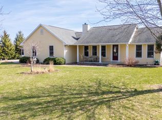 2457 Greystone Ct, Oshkosh, WI 54902