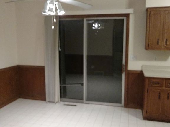 3rd image of 2028 Cardinal Dr