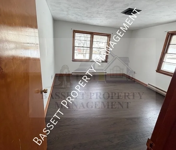 45 Corrigan Ave — Photo 18