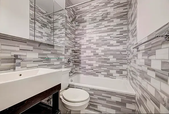 Rented by REAL New York | media 17