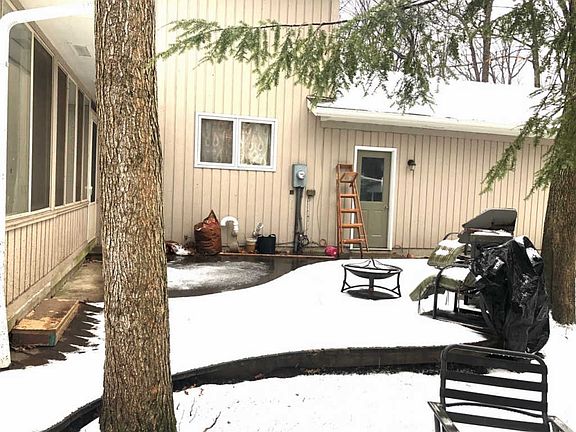 4th image of 101 Northwood Dr