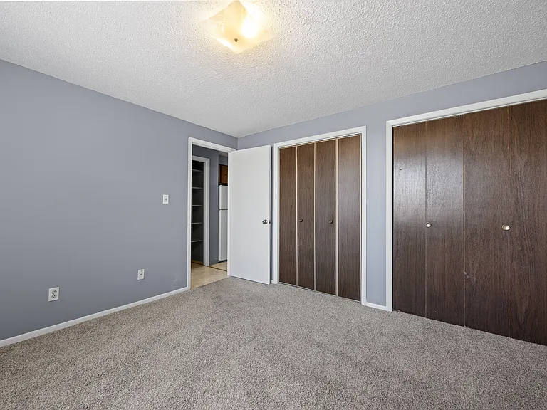 3270 S Grant St — Photo 27