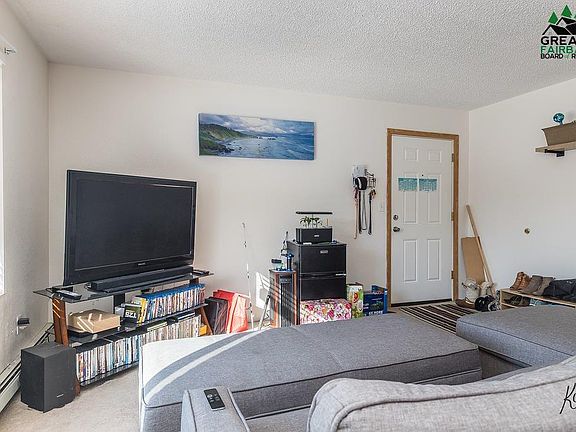 5th image of 83 Slater Dr APT 4