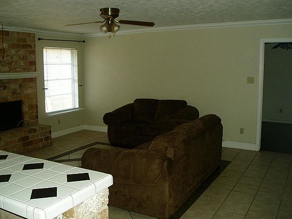 5th image of 10311 Sageelm Ln