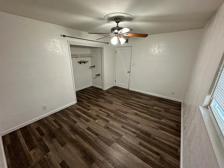 1314 W Weldon Ave #A — Photo 30