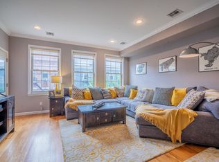 382 3rd St #2, Jersey City, NJ 07302