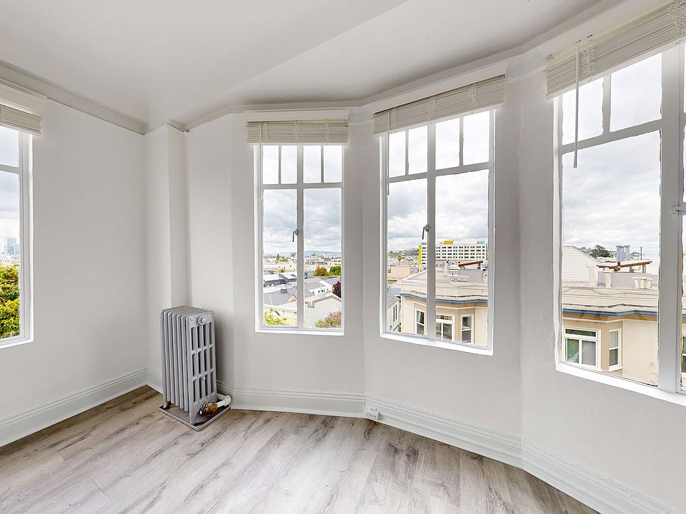 1st image of 3272 21st St #402