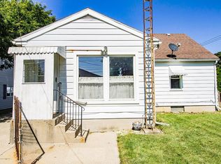 1515 Berkeley Dr, Lansing, MI 48910