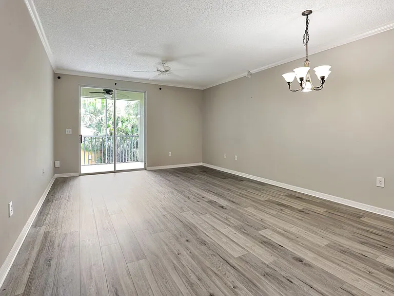 5700 Bentgrass Dr #211 — Photo 5