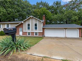 1957 Forest Haven Dr, Imperial, MO 63052