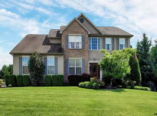 5060 Grandview Rd, Hanover, PA 17331