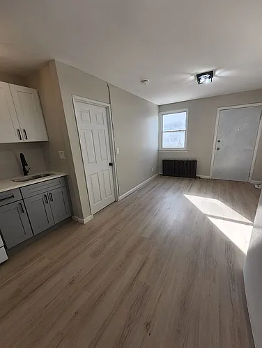 485 Lakeside Ave #11F Photo 1