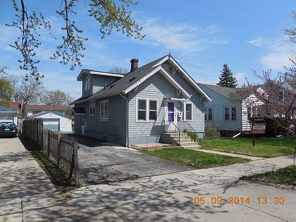 2nd image of 109 N Elmwood Ave