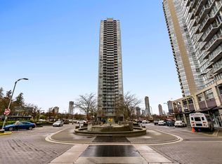 13618 100th Ave #3001, Surrey, BC V3T 0A8