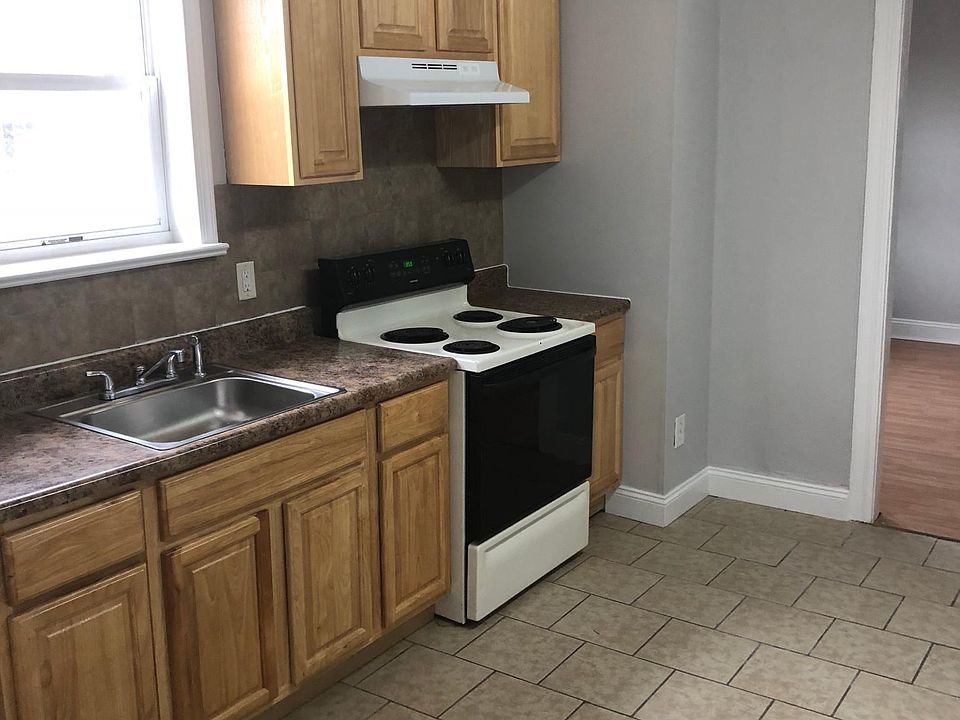 1st image of 6661 N 20th St #1