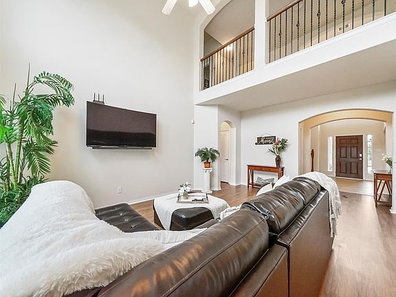 5th image of 24607 Forest Canopy Dr