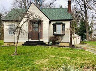 8265 Water St, Garrettsville, OH 44231