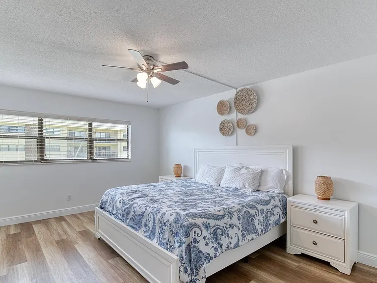 2100 Ocean Shore Blvd #217 — Photo 27