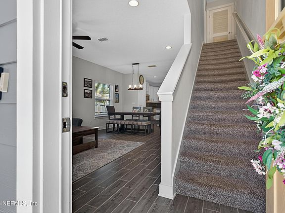 2nd image of 4329 SHIRLEY Avenue