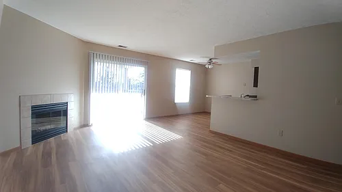 1335 High St Photo 1