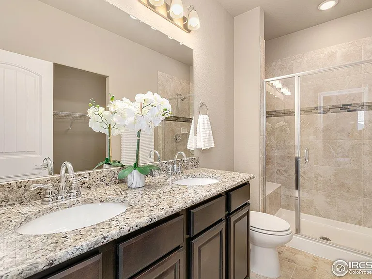 2473 Crown View Dr #5 — Photo 13