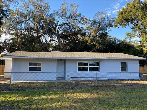 38415 9th Ave Photo 1
