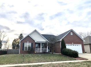 103 Maxwell Ct, Vine Grove, KY 40175
