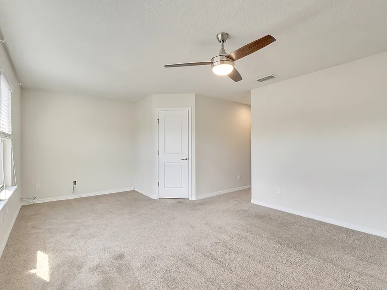 5118 Caspian St — Photo 5
